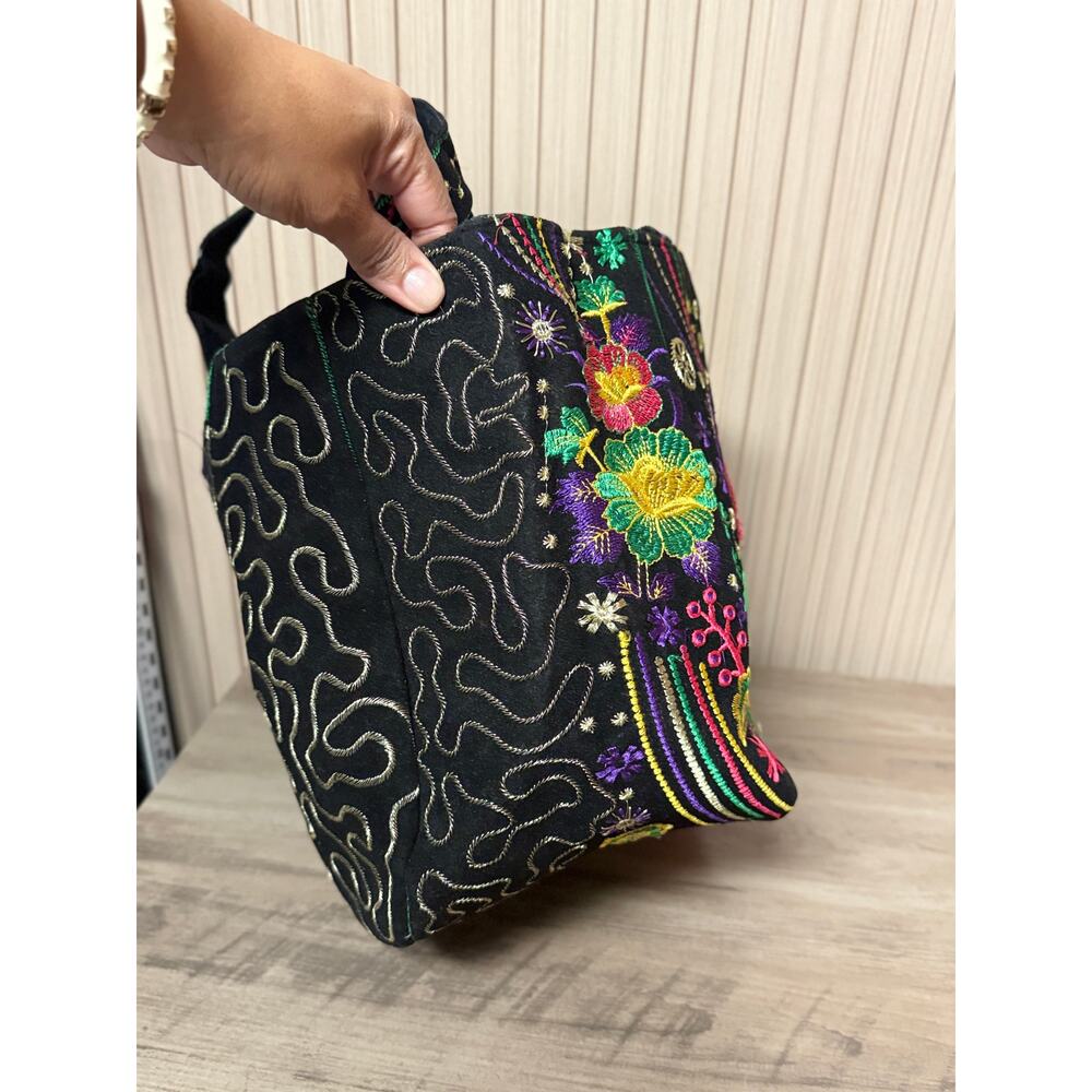 Embroidered Shoulder Tote Bag Black Floral - Picture 5 of 12